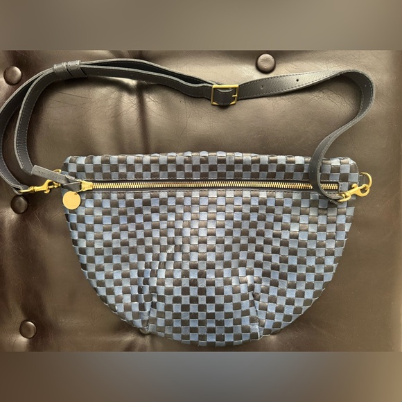 Clare V Grande Fanny - Picture 3 of 16